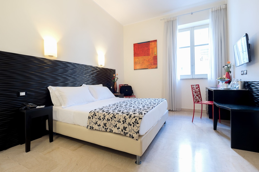 Hotel Garibaldi 13/72