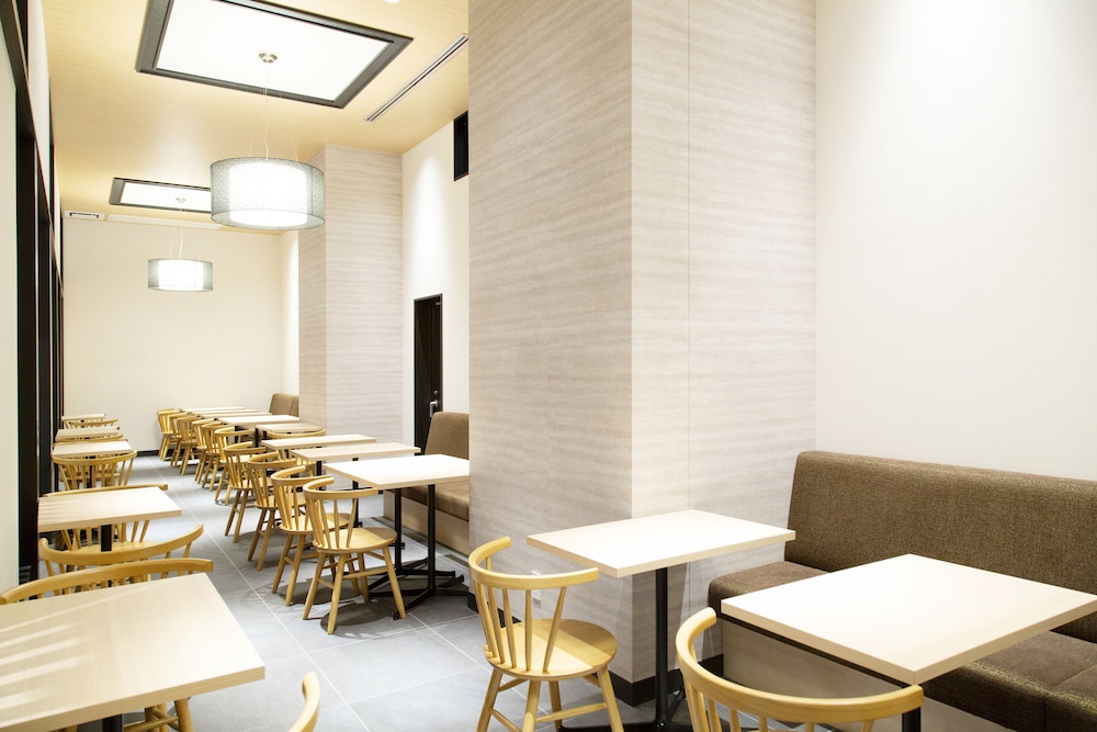 Hotel Hillarys Shinsaibashi 56/66