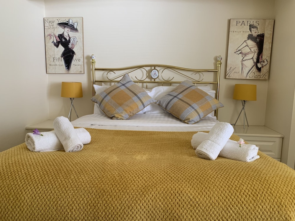 Plas Maenan Country House 15/50