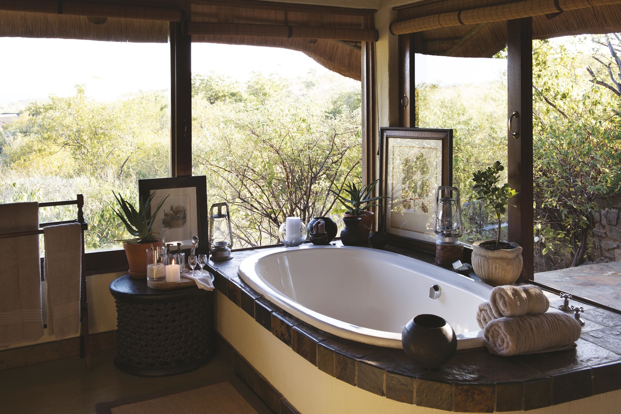 غرفة فاخرة بسرير فردي، Tuningi Safari Lodge 3/3