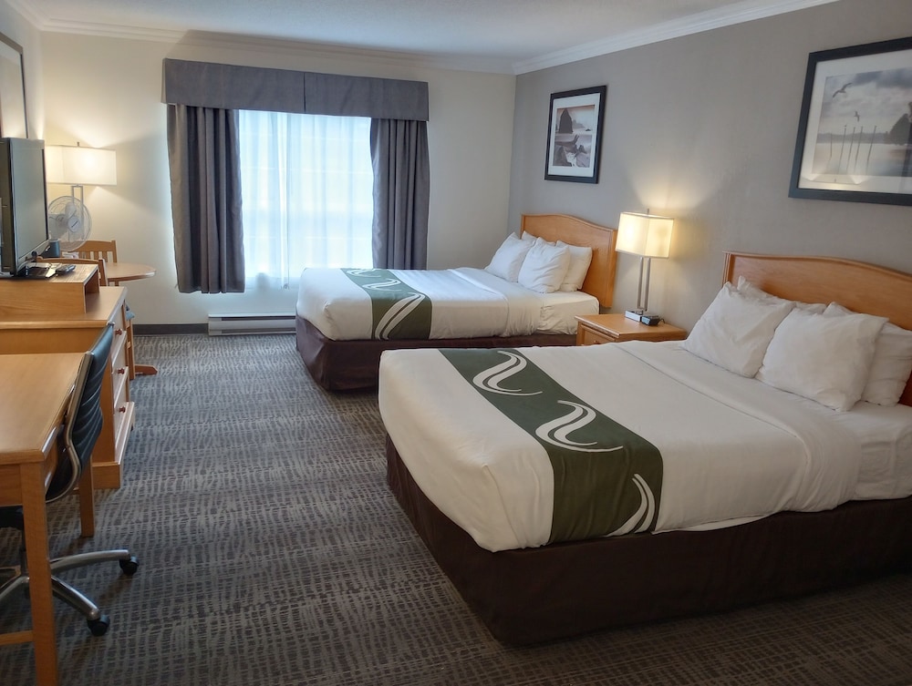 UPGRADE, EFFICIENCY, 2 QUEEN BEDS