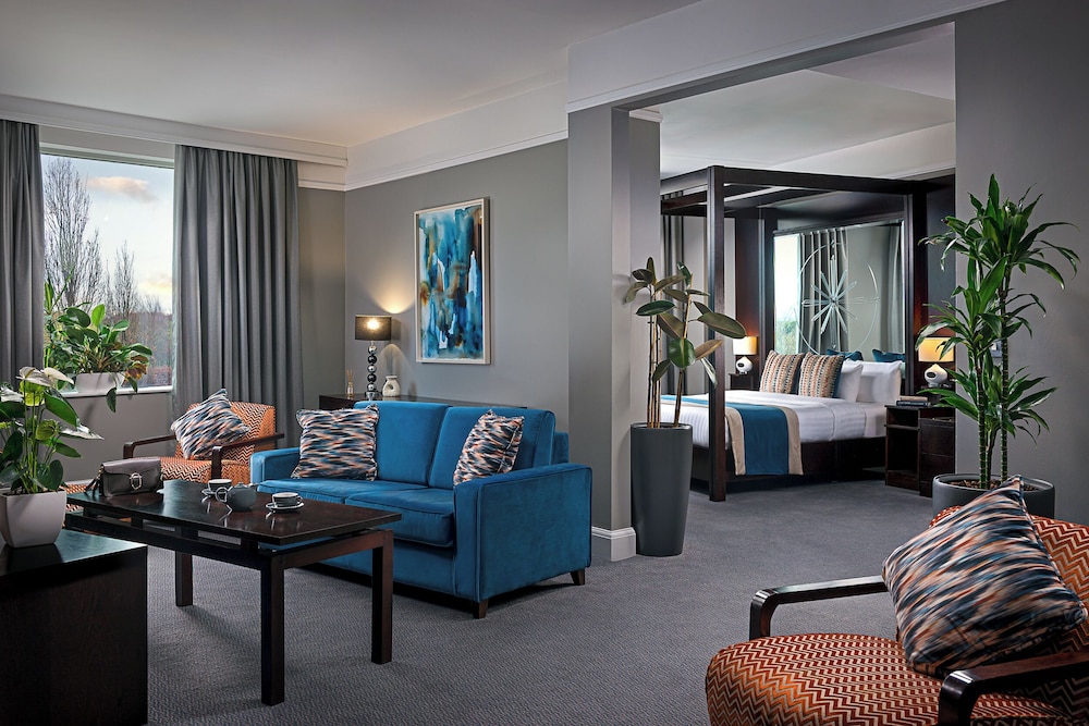 Carlton Hotel Blanchardstown 30/49
