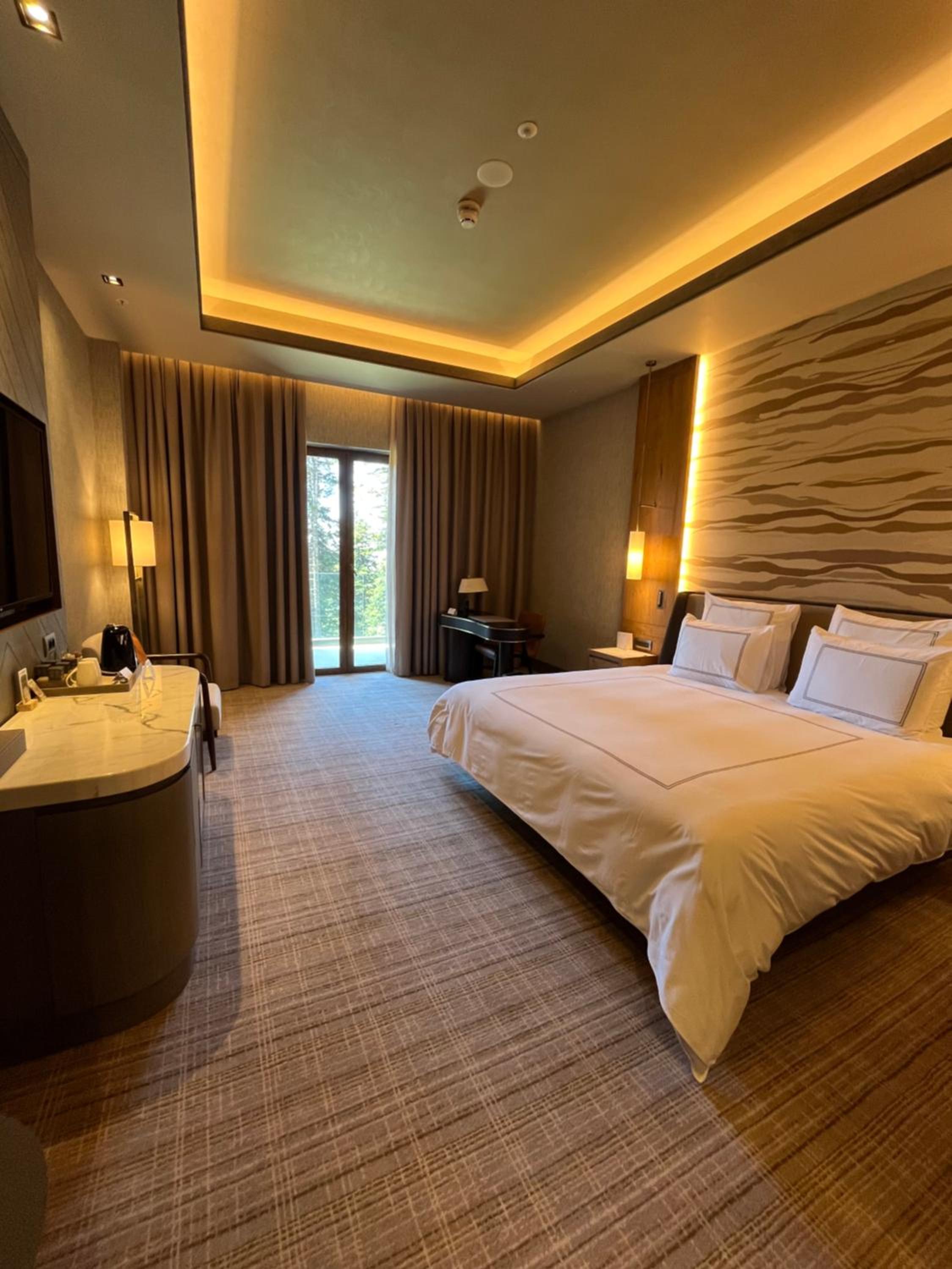 Swiss, Executive, King Bed, Terrace