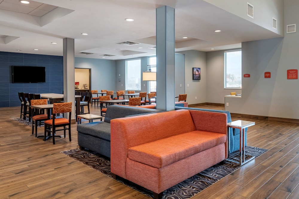 Best Western Plus Coachella Valley Inn & Suites 40/58