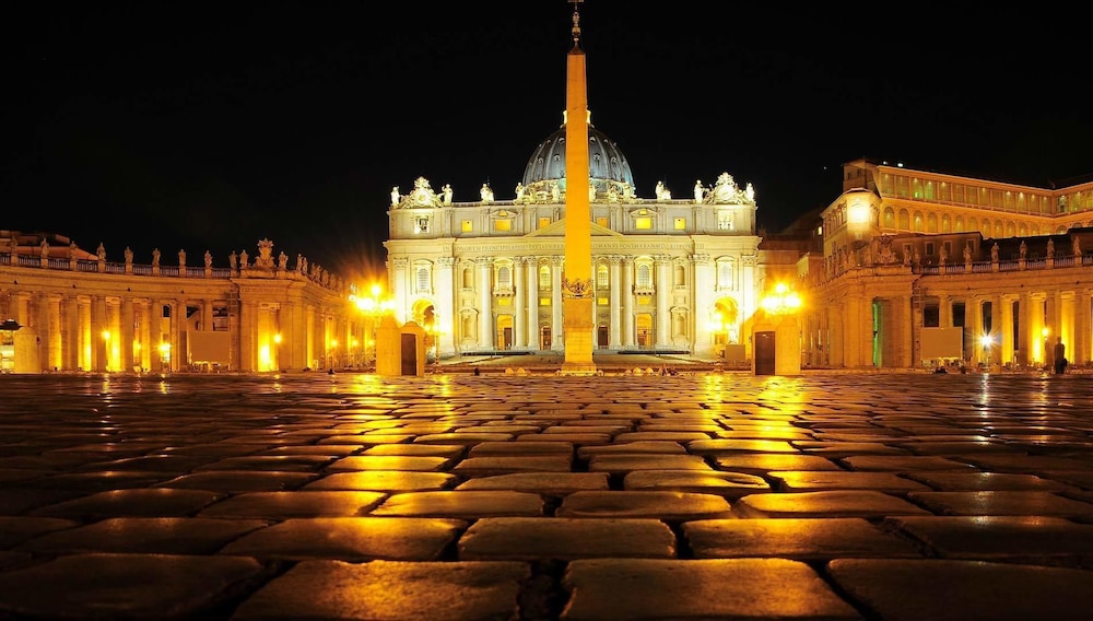 Via Veneto Luxury Suites 41/50