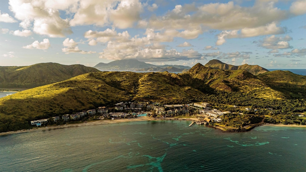 PARK HYATT ST. KITTS 69/74