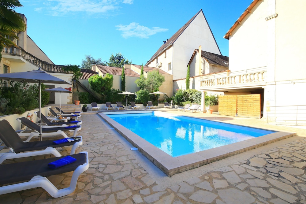 Hotel Le Renoir 3/36