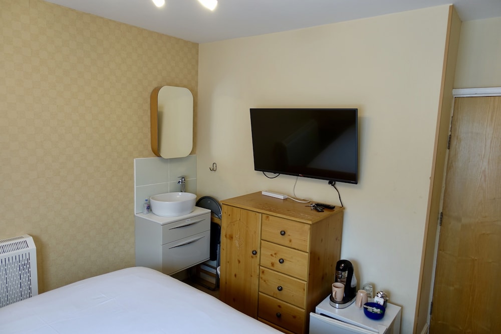 Abinger Guest House 19/24