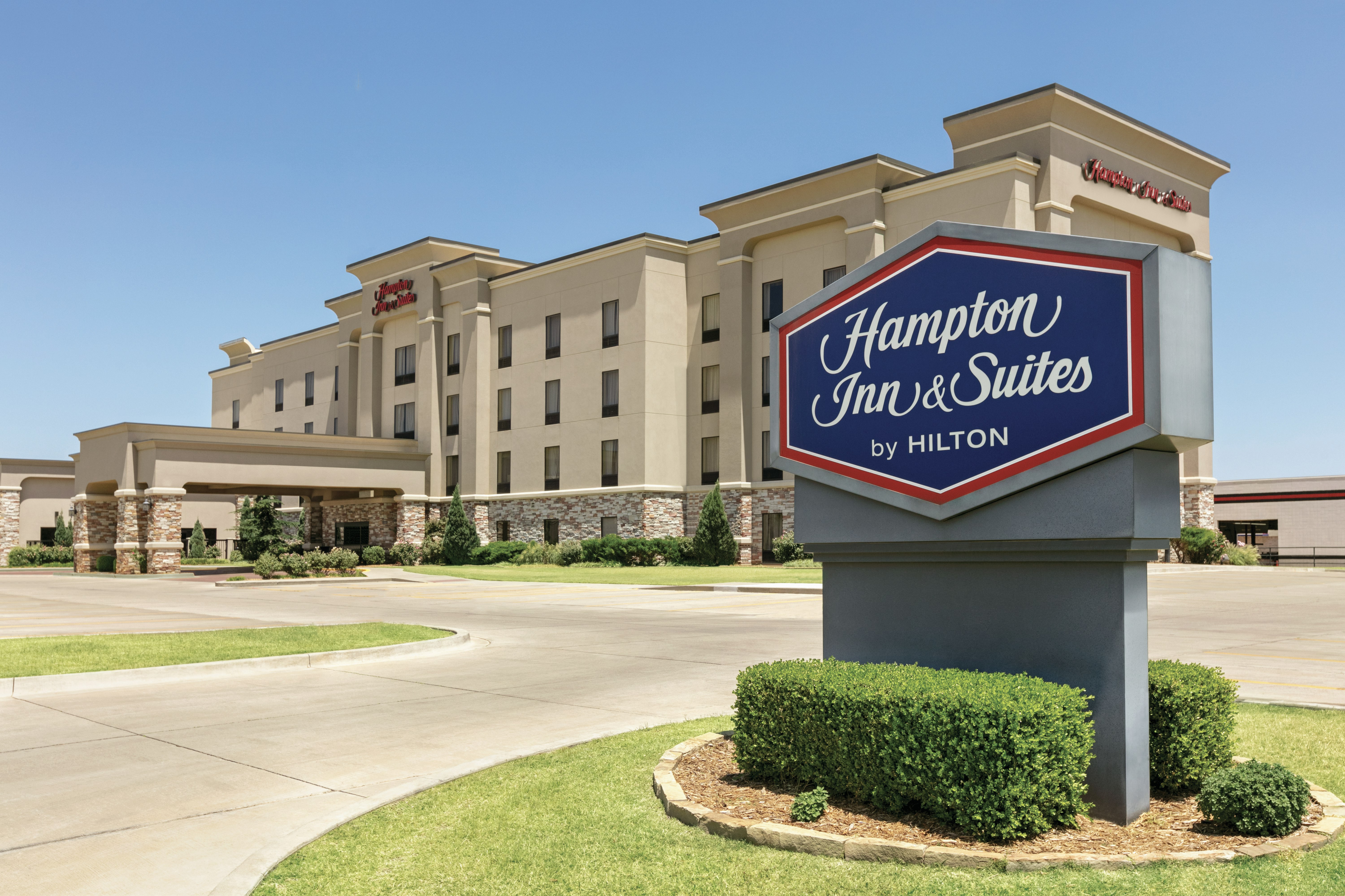 Hampton Inn and Suites Enid 2/50