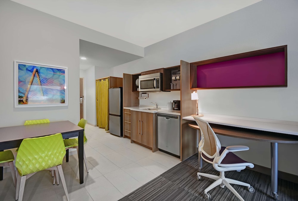Home2 Suites by Hilton Liberty NE Kansas City MO 39/48