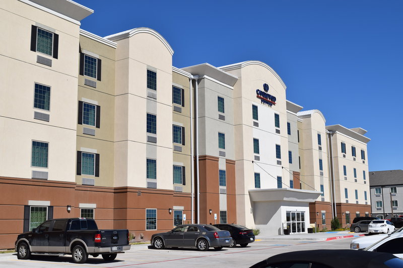 Candlewood Suites Monahans 46/50
