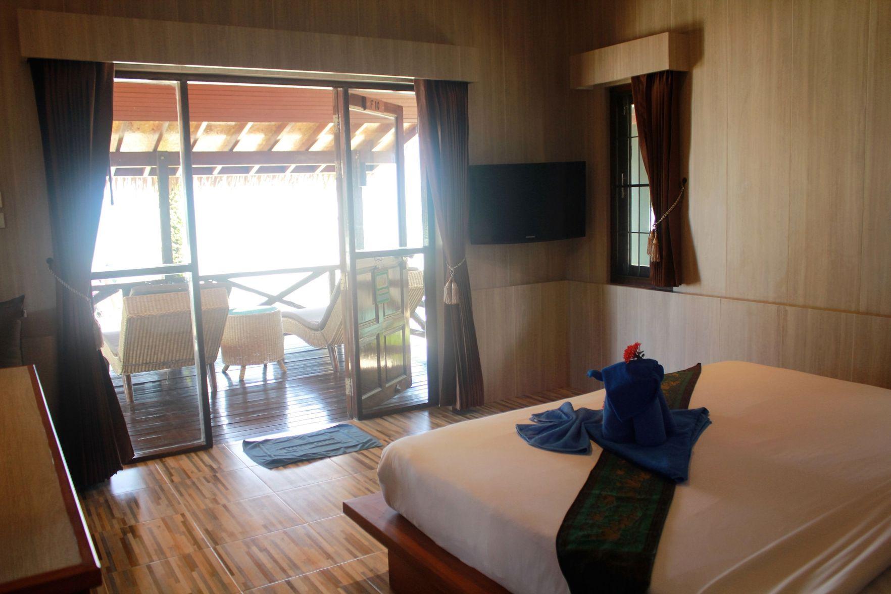 Bungalow, 2 Queen Beds, Beach Front