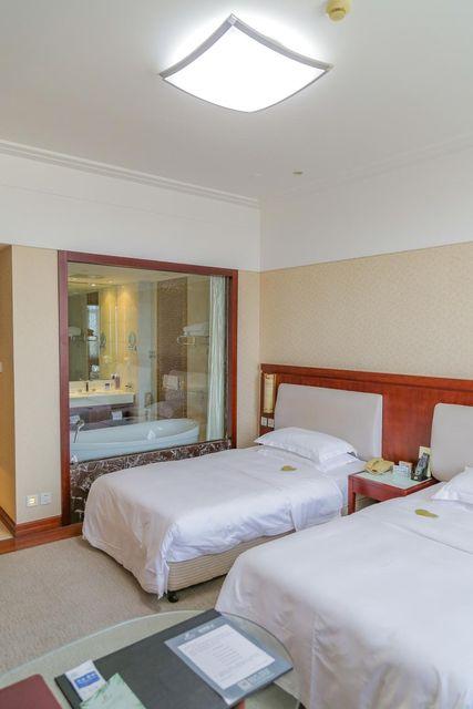 Standard, Twin Beds