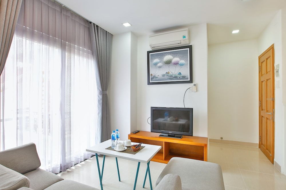 Sunflower Boutique Studio Apartment 38/44