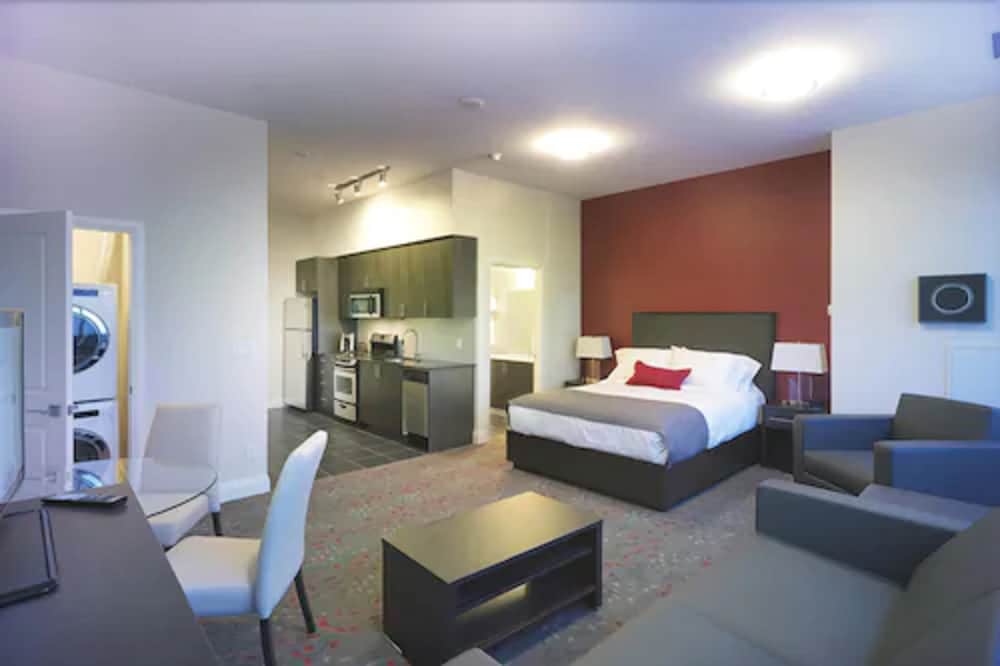 Liberty Suites Hotel 16/63