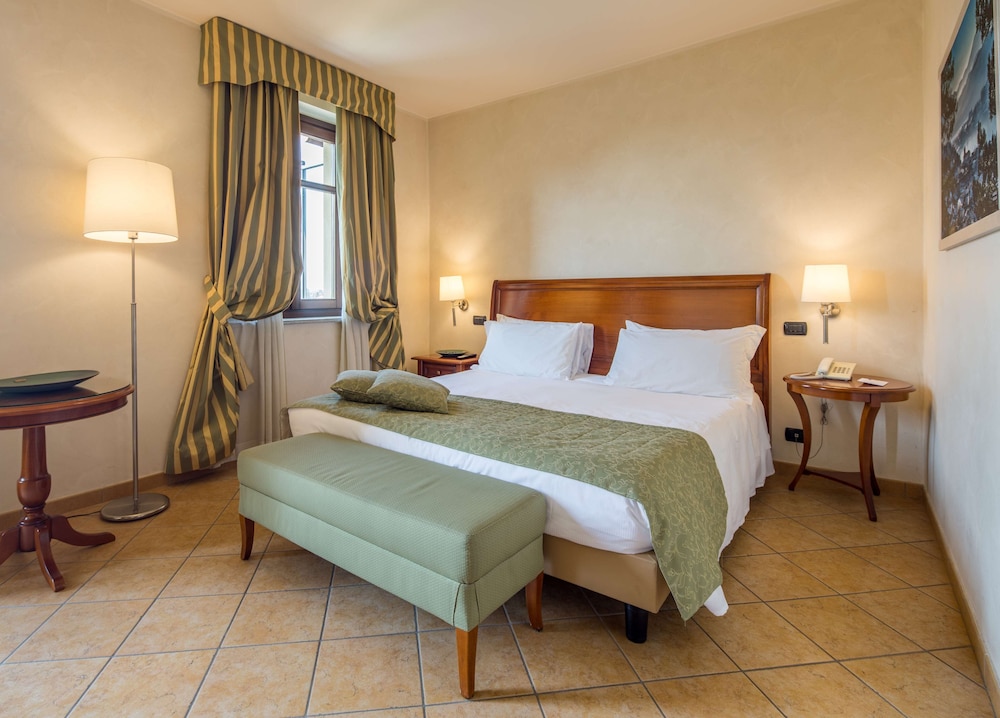 Best Western Plus Hotel Le Rondini 20/55