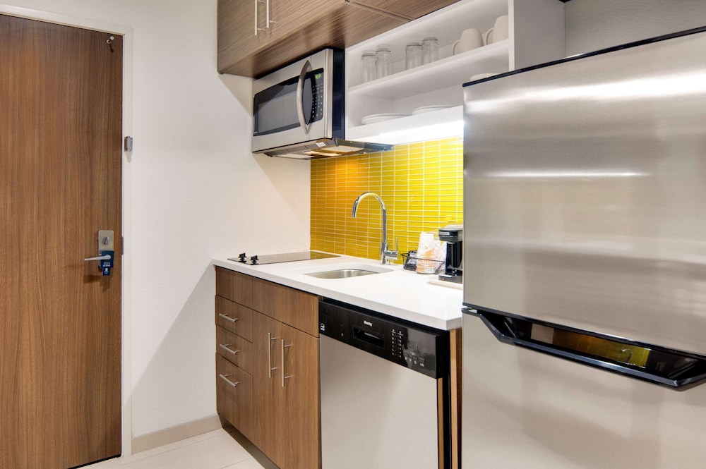 MainStay Suites Dallas Northwest - Irving 66/66