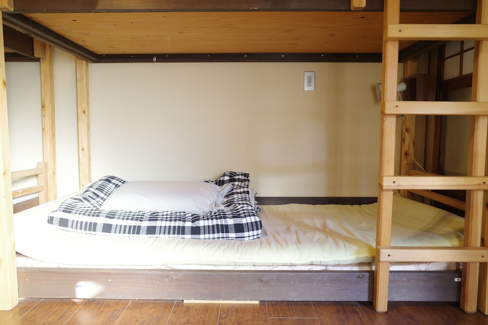 Kyoto Guesthouse Lantern In Gion 9/50