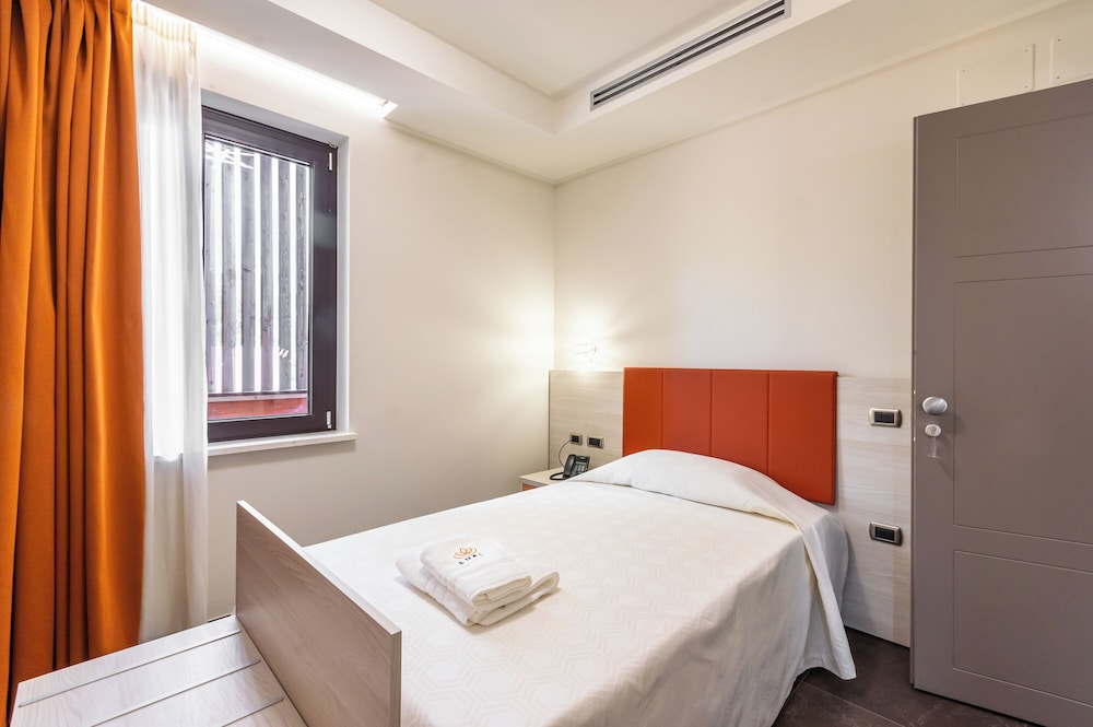 Lual Bleisure Hotel 14/43