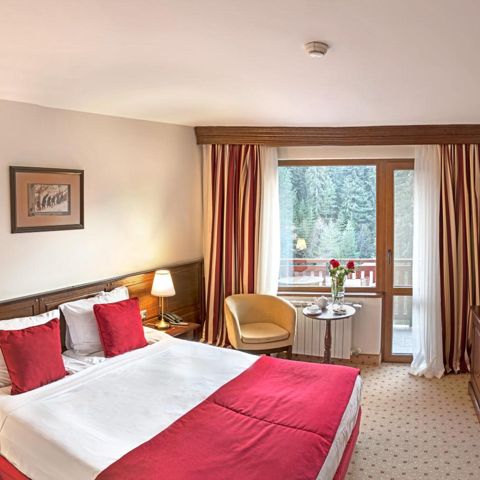 Room, Double or Twin Bed, Front View
