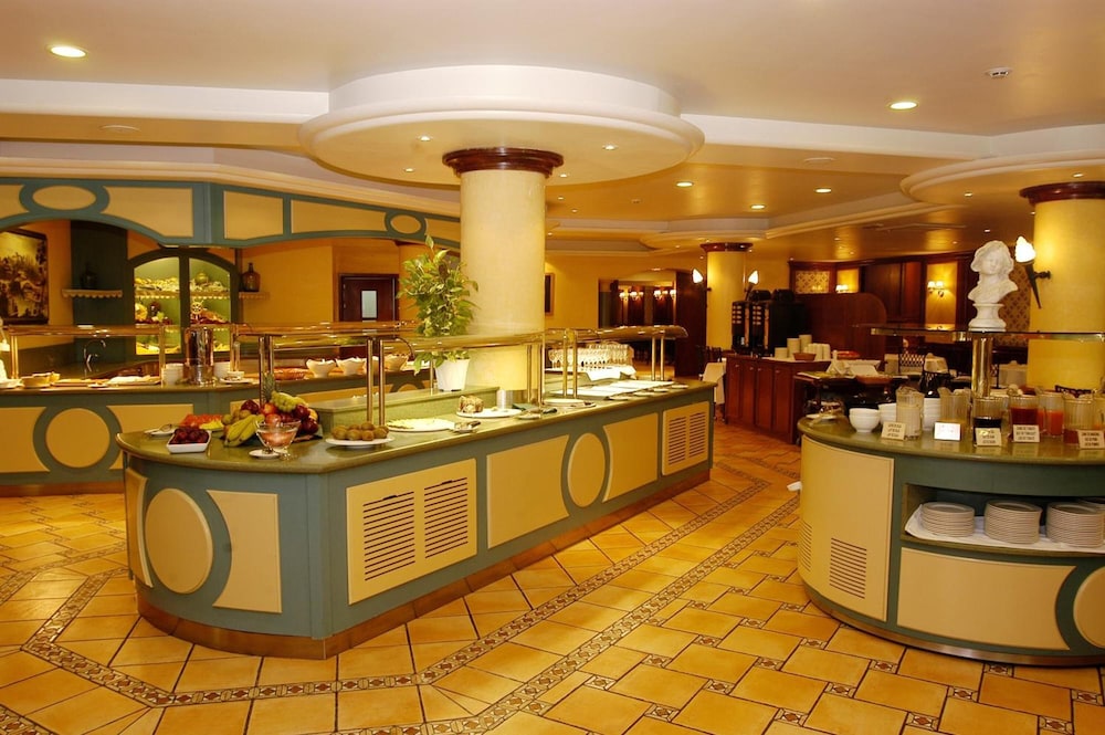 Andorra Palace 35/49