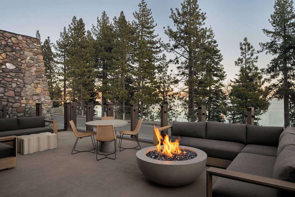 evo Hotel Tahoe City 23/50