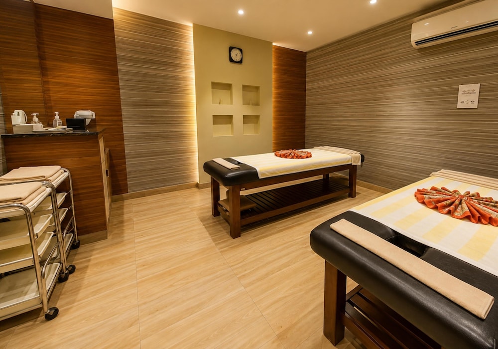RADISSON JAIPUR CITY CENTER 33/68