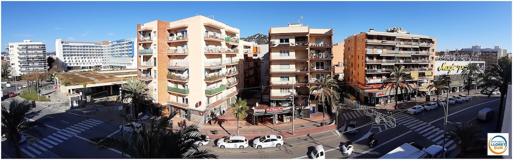 Lloret Sun Apartments 46/50