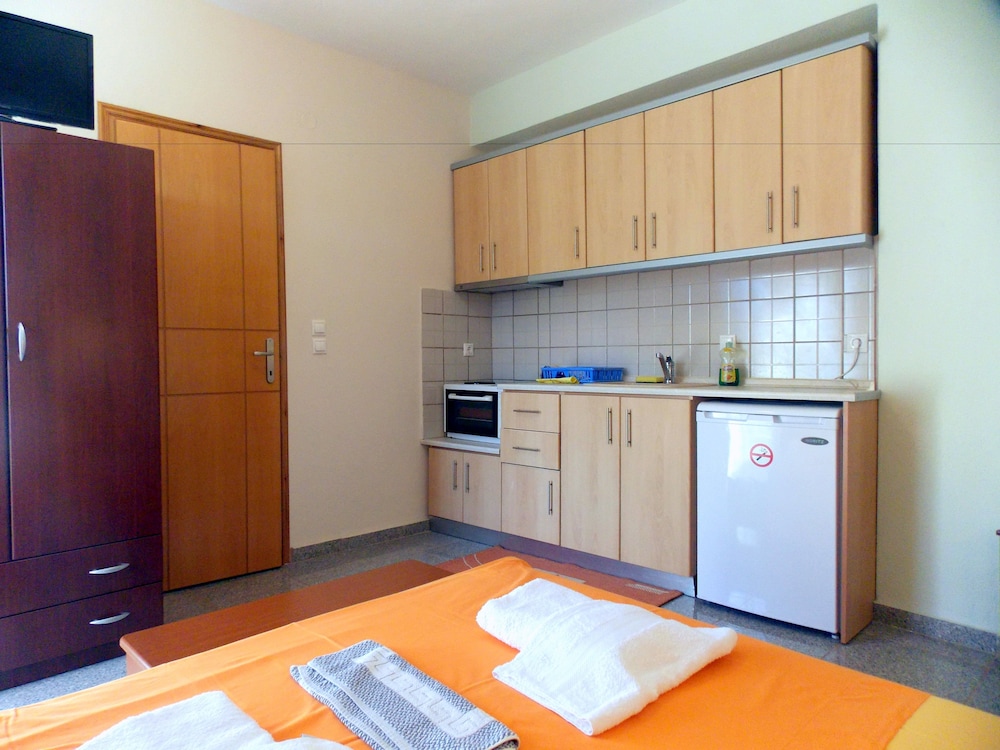 Nikos Apartments 11/33
