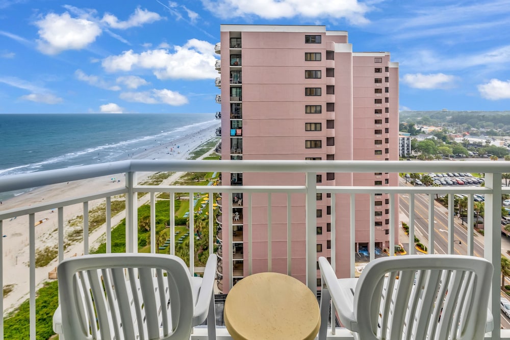 Carolinian Beach Resort in Myrtle Beach by Vacasa 21/50