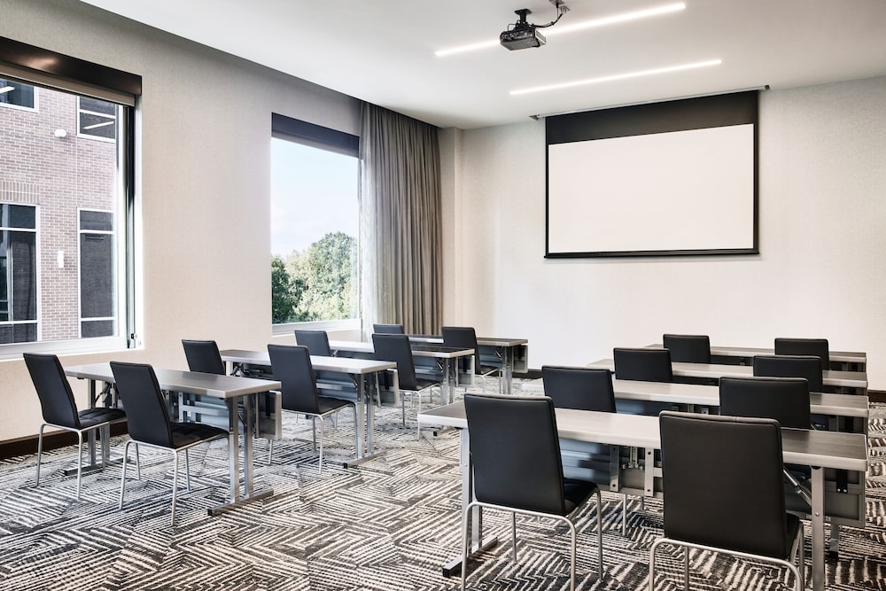 AC Hotel by Marriott Nashville Brentwood 30/40