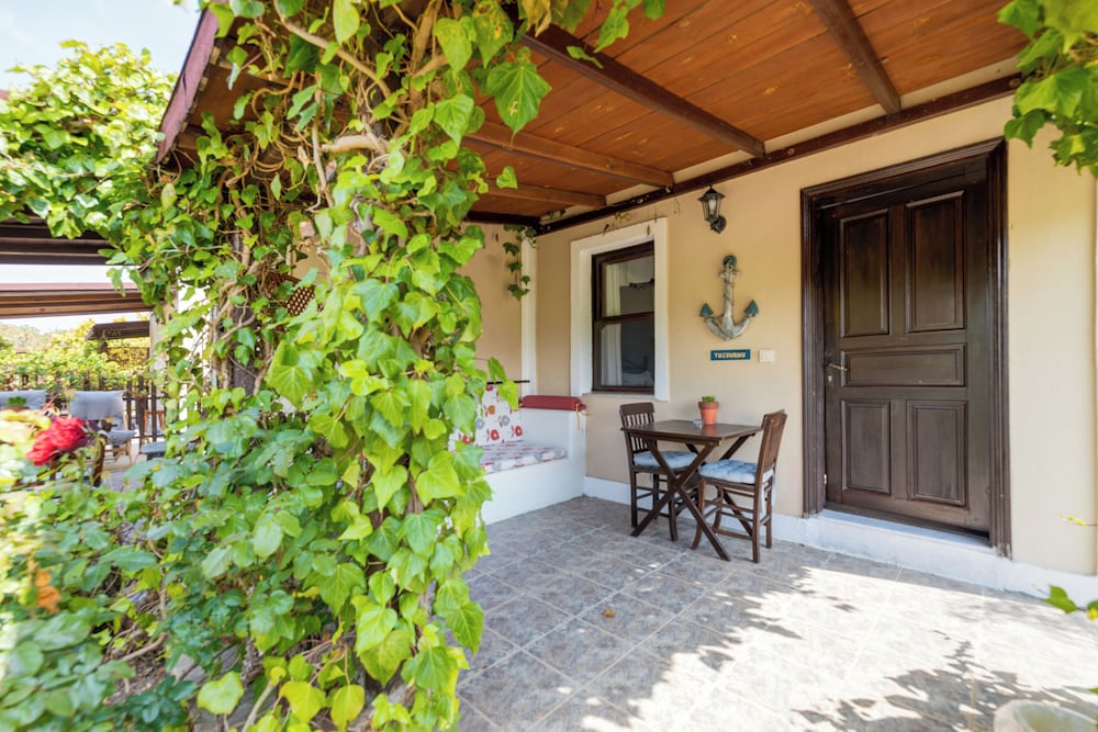 Aral Tatil Ciftligi 43/50