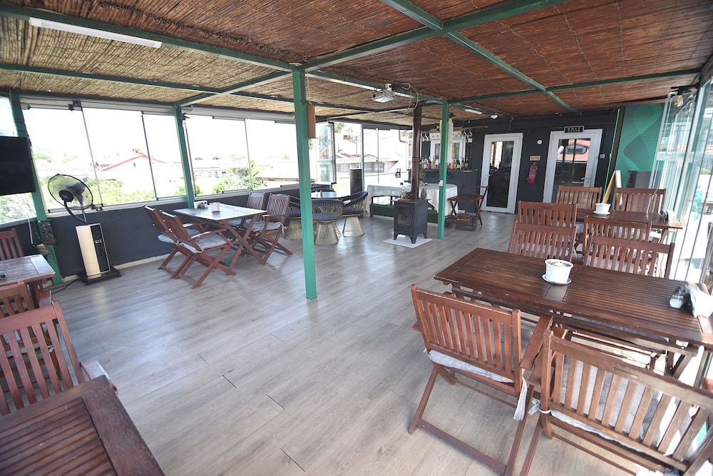 Caretta Caretta Hotel 26/41