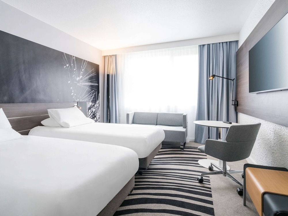 Novotel Paris Saclay 14/74