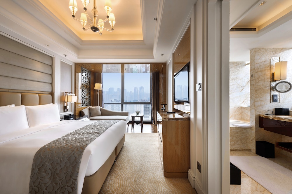Ritz Carlton Chengdu 8/66