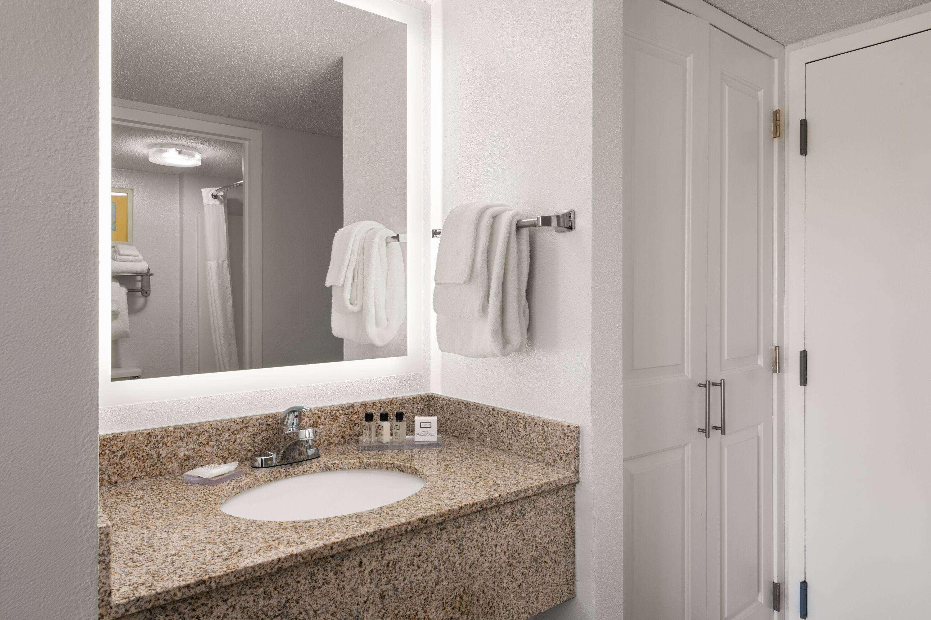 1 Bedroom, Bahama, Suite, 2 Double Beds, Gulf View