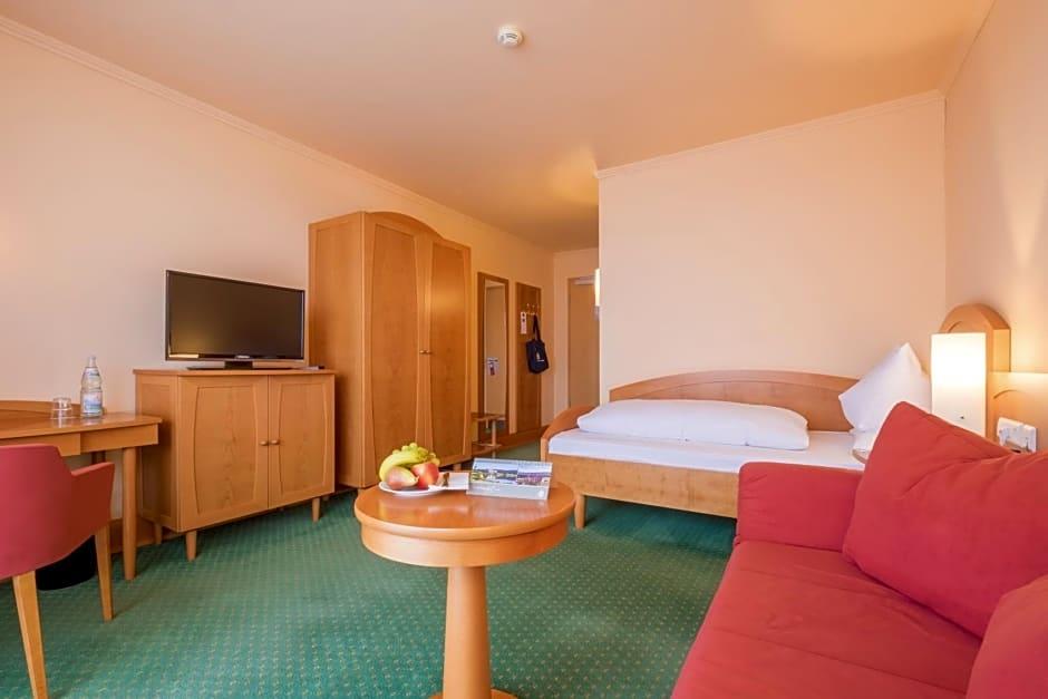 Gesundheitshotel Weissenstadt am See 33/48