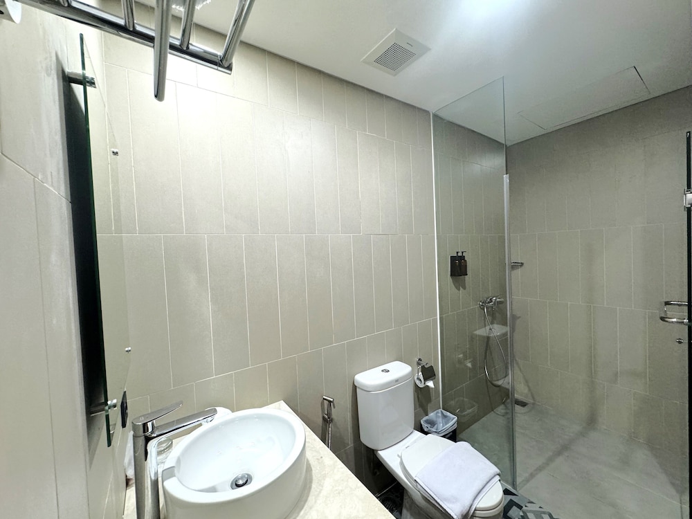 Howard Johnson By Wyndham Tangerang 60/62
