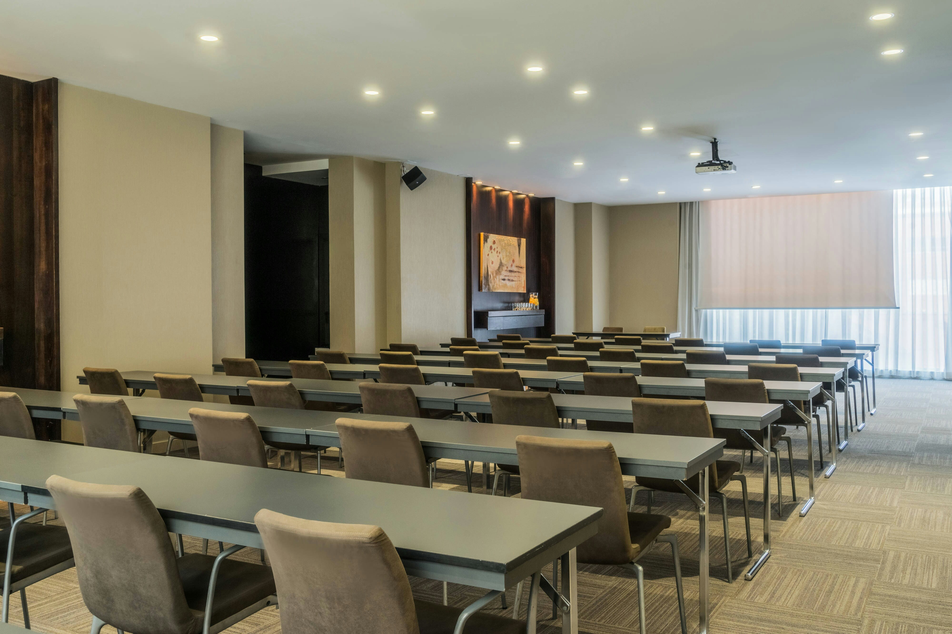 AC Hotel Valencia by Marriott 64/71