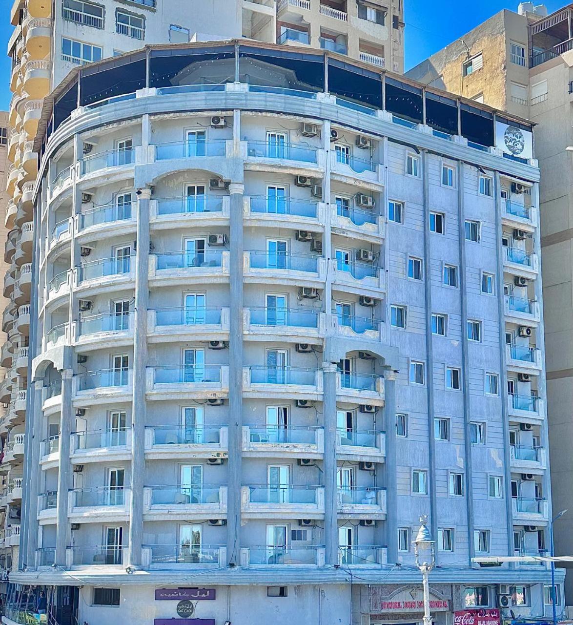 Mandara Armed Forces Apartments 1/50