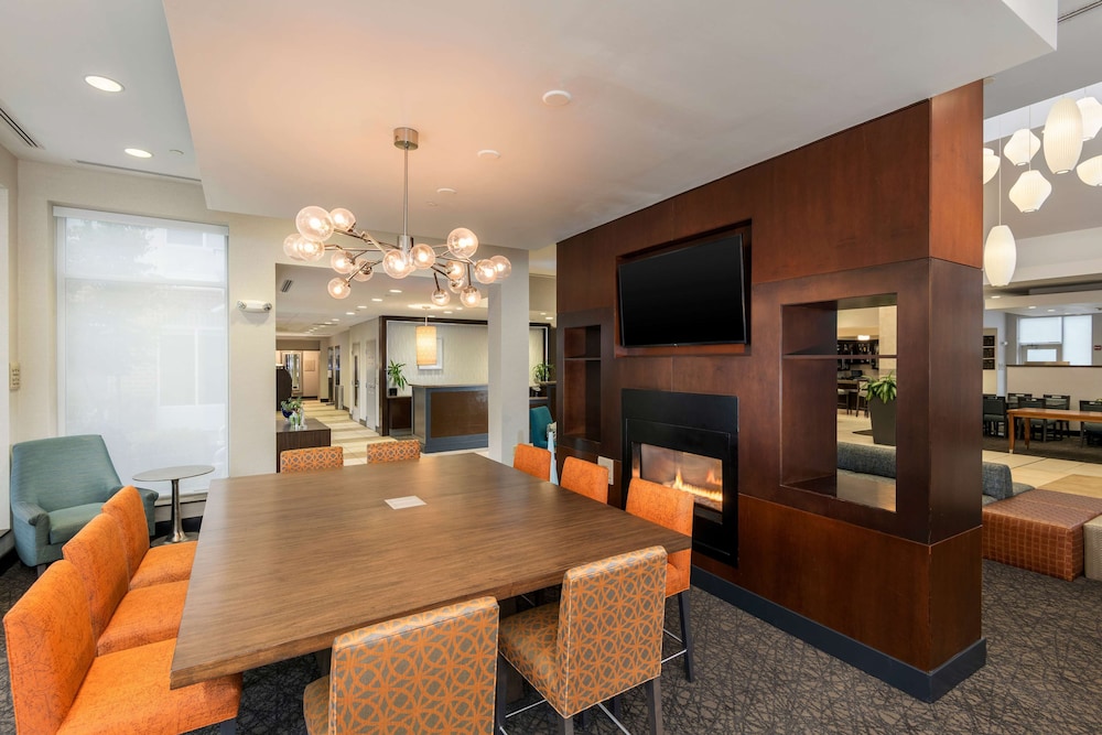 Hilton Garden Inn Silver Spring White Oak 26/51