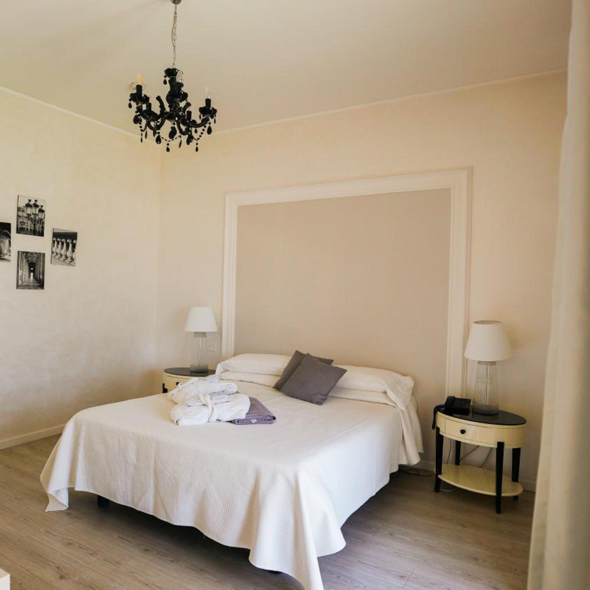 Junior Suite, Deluxe