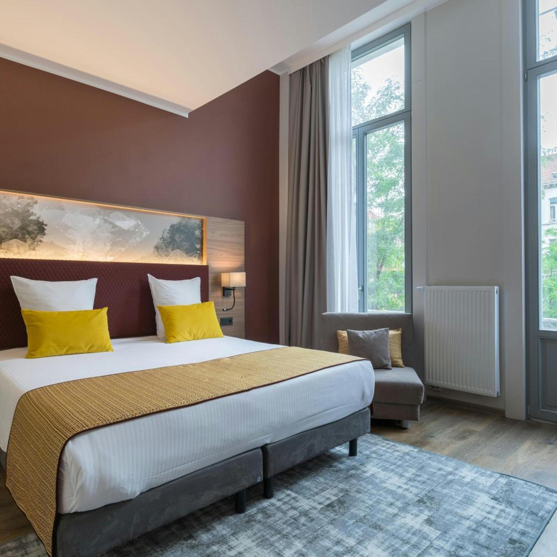 Deluxe, King Bed