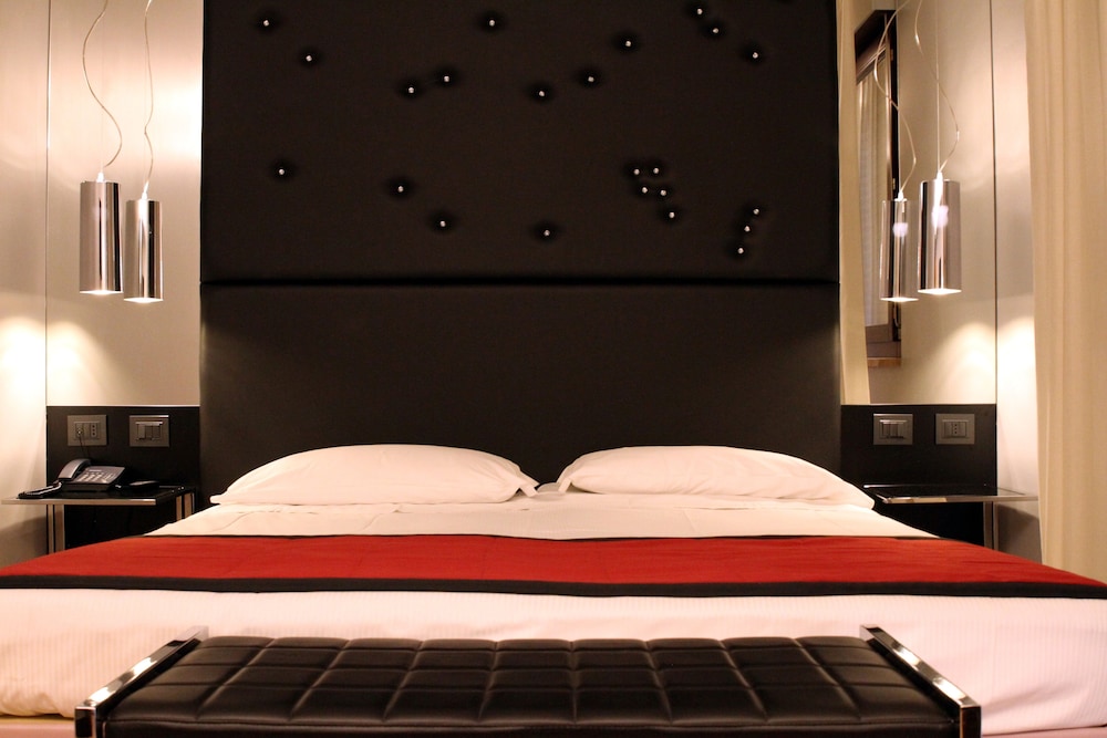 CLASSIC, TWIN BEDS