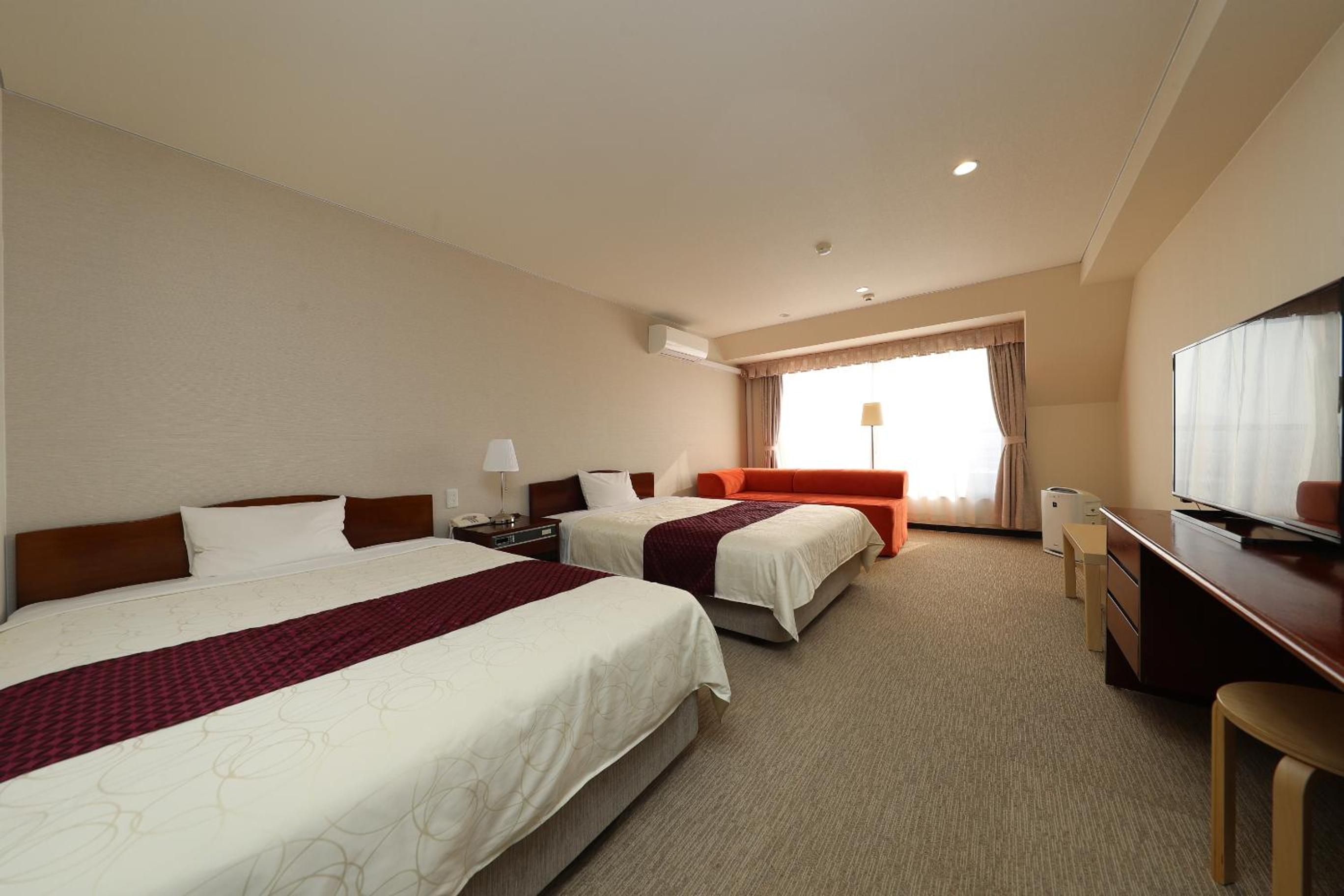 غرفة قياسية بسريرين منفصلين للمدخنين، Hotel 21 2/4