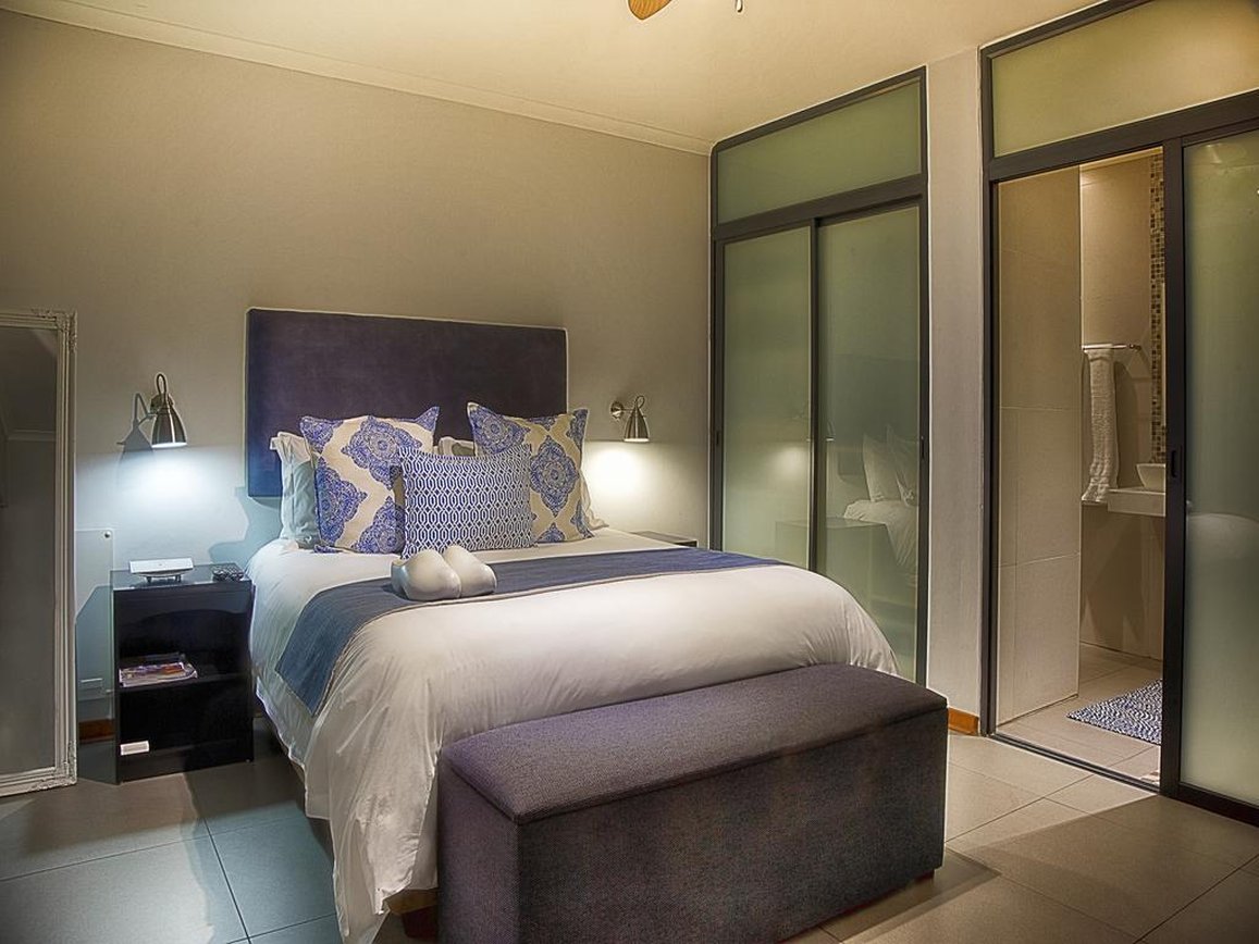 Yalla Yalla Boutique Hotel 1/3