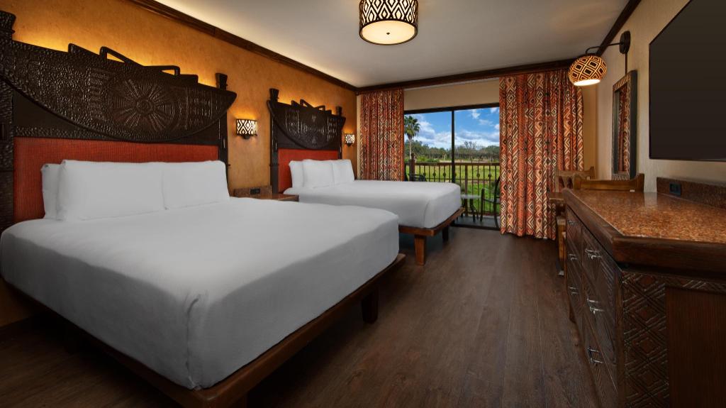 Standard, 2 Queen Beds, with View