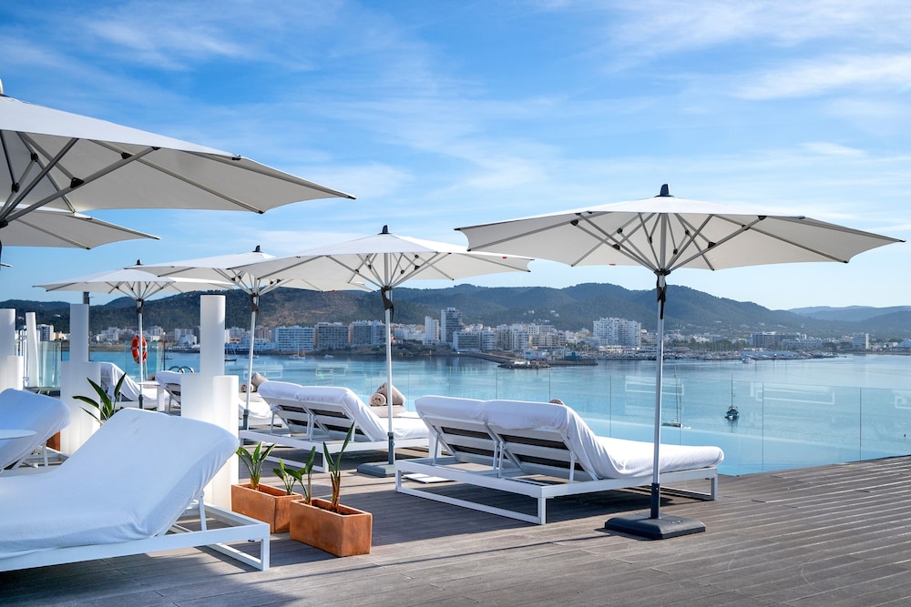 Innside Ibiza 36/64