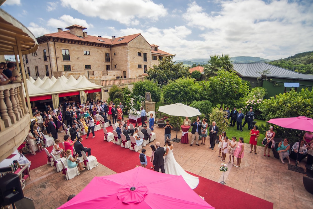 Hotel Villa Pasiega 40/50