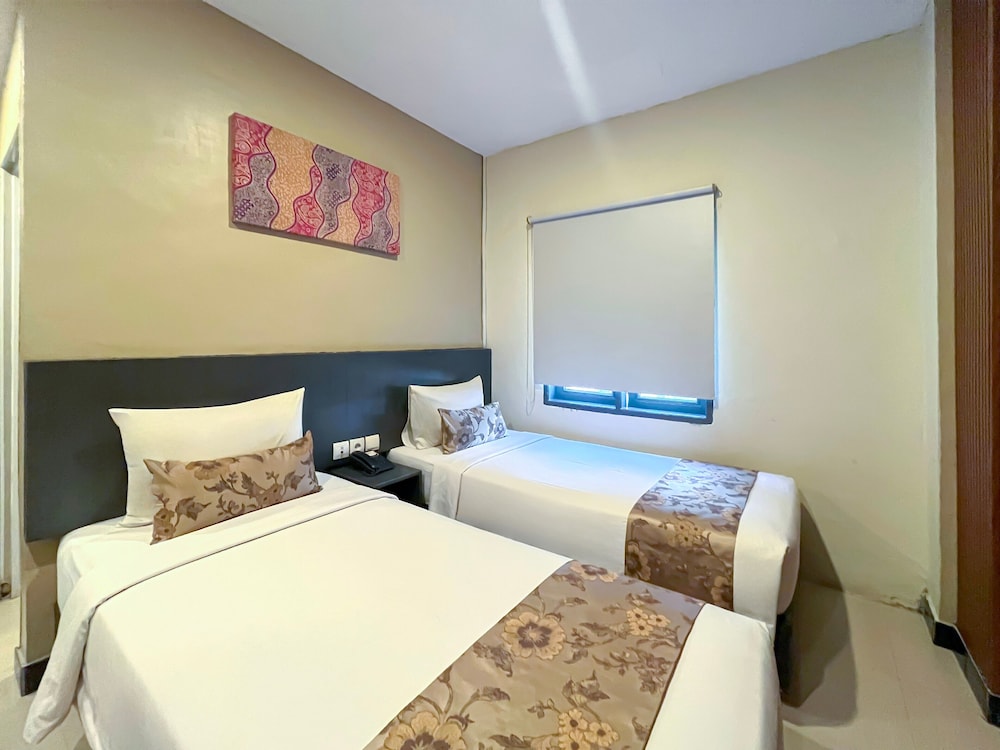 Crew Express Hotel 24/54